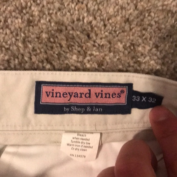 Vineyard vines khakis - Picture 2 of 3